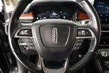 Used 2023 Lincoln Nautilus Reserve image 3