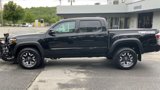 Used 2022 Toyota Tacoma TRD Off-Road image 5