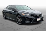 Used 2019 Toyota Camry SE image 2