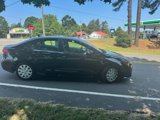 Used 2020 Toyota Corolla LE image 4