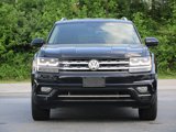 Used 2018 Volkswagen Atlas SE w/ R-Line Package image 2