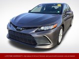 Used 2024 Toyota Camry LE image 5