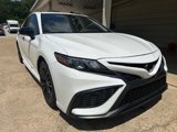 Used 2021 Toyota Camry SE w/ Convenience Package image 3