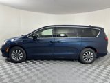New 2025 Chrysler Pacifica Select image 4