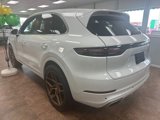 Used 2022 Porsche Cayenne image 4