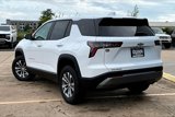 New 2026 Chevrolet Equinox LT w/ Convenience Package II image 3