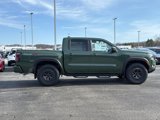 New 2025 Nissan Frontier PRO-4X w/ Pro Convenience Package image 3