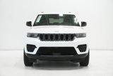 Used 2023 Jeep Grand Cherokee Laredo image 3