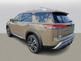 New 2025 Nissan Pathfinder Platinum image 3