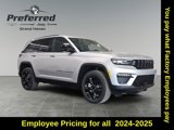 New 2025 Jeep Grand Cherokee Limited w/ Luxury Tech Group II image 3