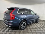 Used 2021 Volvo XC90 T5 Momentum w/ Climate Package image 3