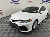 Used 2024 Toyota Camry LE image 3