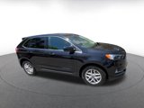 Used 2024 Ford Edge SEL image 2