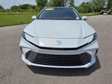Used 2025 Toyota Camry SE image 2