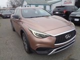 Used 2017 INFINITI QX30 Premium w/ Cargo Package image 5
