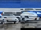 Used 2023 Chrysler Pacifica Touring image 2