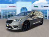 New 2025 Chrysler Pacifica Limited image 5