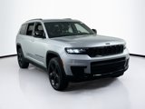 Used 2022 Jeep Grand Cherokee L Laredo image 3
