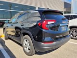 Used 2024 GMC Terrain SLE image 5