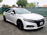 Used 2018 Honda Accord Touring image 2