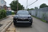Used 2023 Toyota Highlander LE image 3