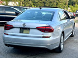 Used 2018 Volkswagen Passat 2.0T SEL Premium image 5