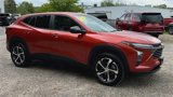 Used 2024 Chevrolet Trax RS w/ Driver Confidence Package image 2
