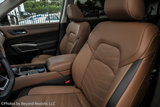 Used 2025 Nissan Pathfinder Platinum image 2
