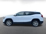 Used 2024 GMC Terrain SLE image 4