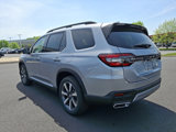 New 2025 Honda Pilot Touring image 4