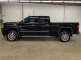 Used 2019 GMC Sierra 2500 Denali image 2