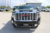 Used 2024 GMC Sierra 3500 Denali w/ Denali Reserve Package image 2