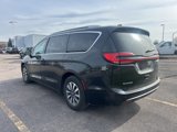 Used 2021 Chrysler Pacifica Touring-L image 5