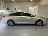 Used 2016 Hyundai Sonata SE image 2