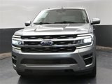 Used 2023 Ford Expedition Limited image 3