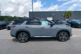 New 2025 Nissan Pathfinder Platinum image 2
