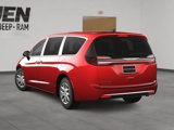 New 2025 Chrysler Pacifica Select image 5