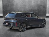 New 2025 BMW XM image 2