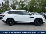 New 2025 Volkswagen Atlas Peak Edition SE image 5