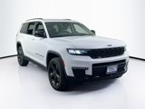 Used 2023 Jeep Grand Cherokee L Limited w/ Black Appearance Package image 3