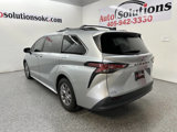 Used 2021 Toyota Sienna XLE image 5