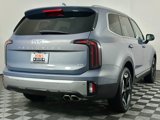 Used 2024 Kia Telluride EX w/ EX Captain's Chair Package image 4