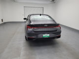 Used 2022 Hyundai Elantra SEL image 6