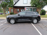 Used 2019 Lincoln Nautilus Premier image 3
