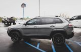 Used 2019 Jeep Cherokee Trailhawk w/ Comfort/Convenience Group image 3