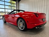 Used 2016 Ferrari California T image 3