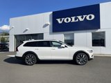 Certified 2024 Volvo V90 B6 Cross Country Plus image 2