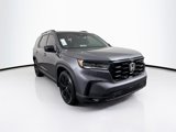 Used 2025 Honda Pilot Black Edition image 4