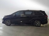 New 2025 Toyota Sienna Platinum image 2