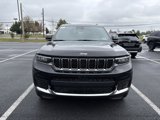 New 2025 Jeep Grand Cherokee Summit image 2